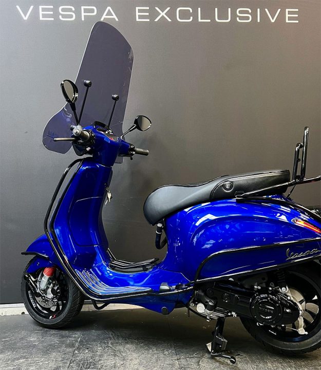 Vespa Sprint Special Blue San Marino (full option)