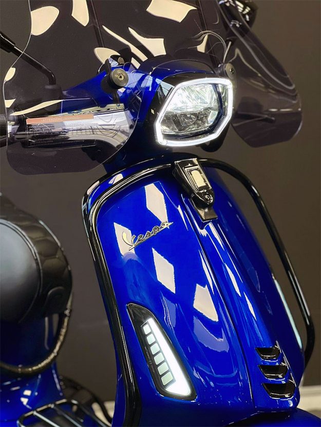 Vespa Sprint Special Blue San Marino (full option)